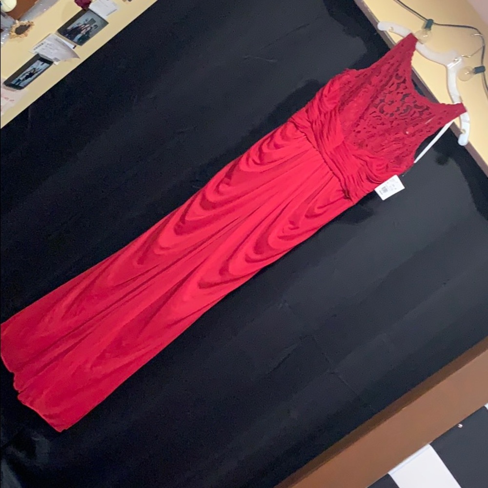 David’s Bridal Apple Red Dress Size 10 BNWT